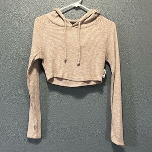 Gymshark long sleeve cropped hooded knit shirt. Women’s size XS.